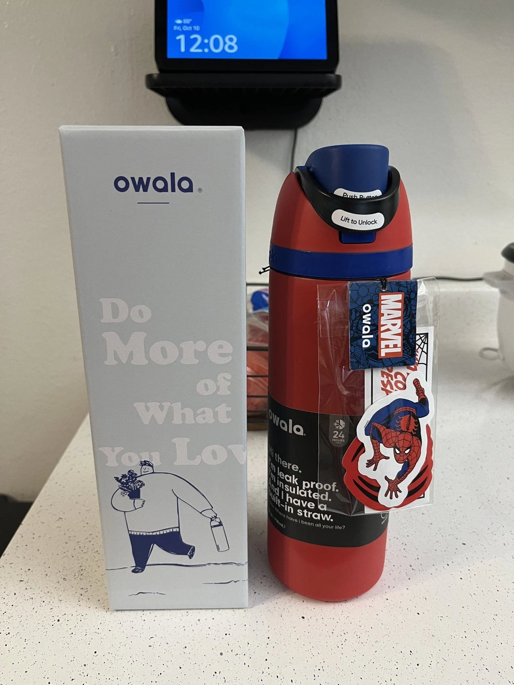 Owala -24oz FreeSip Water Bottle - Spider Man Edition